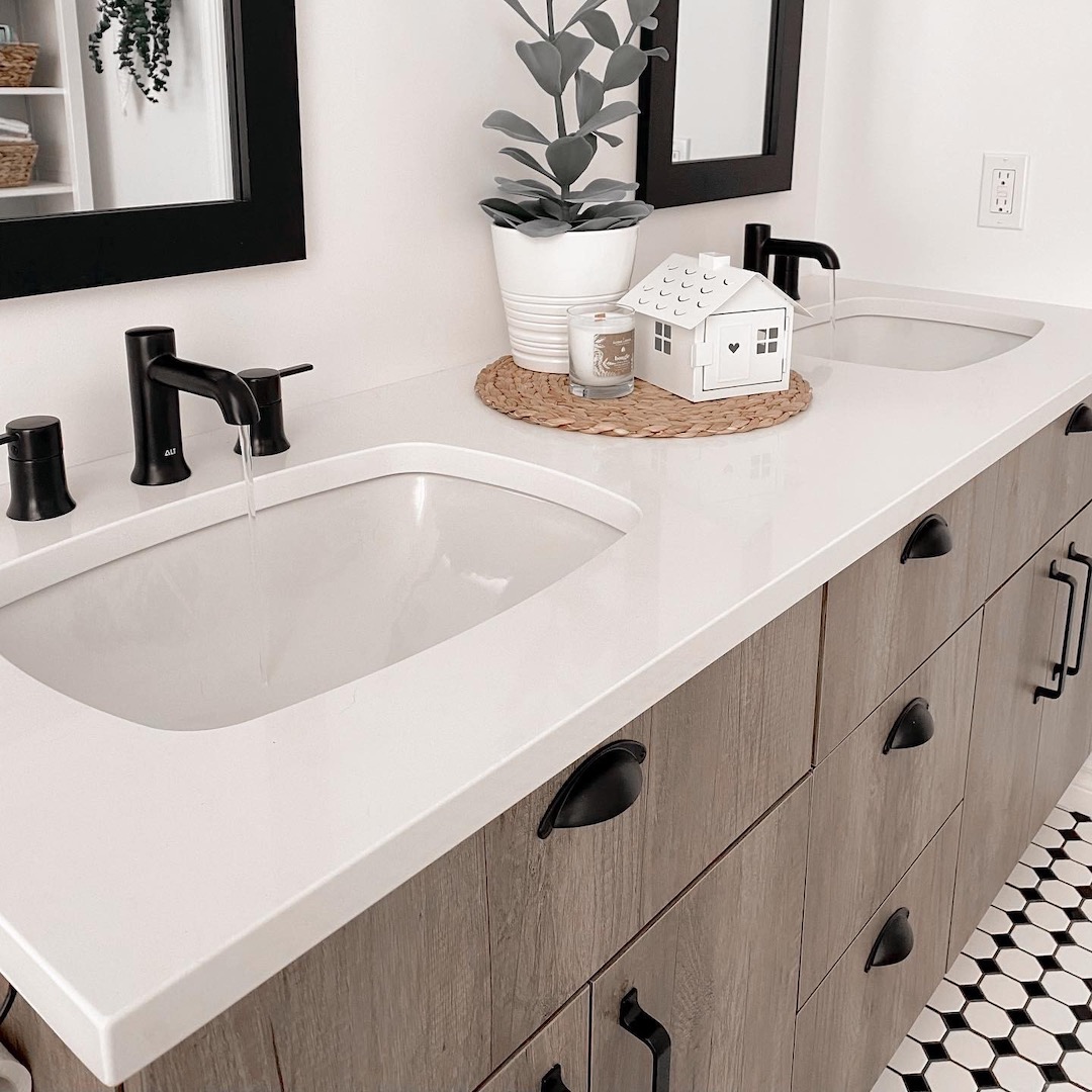 Cheviot bathroom products
