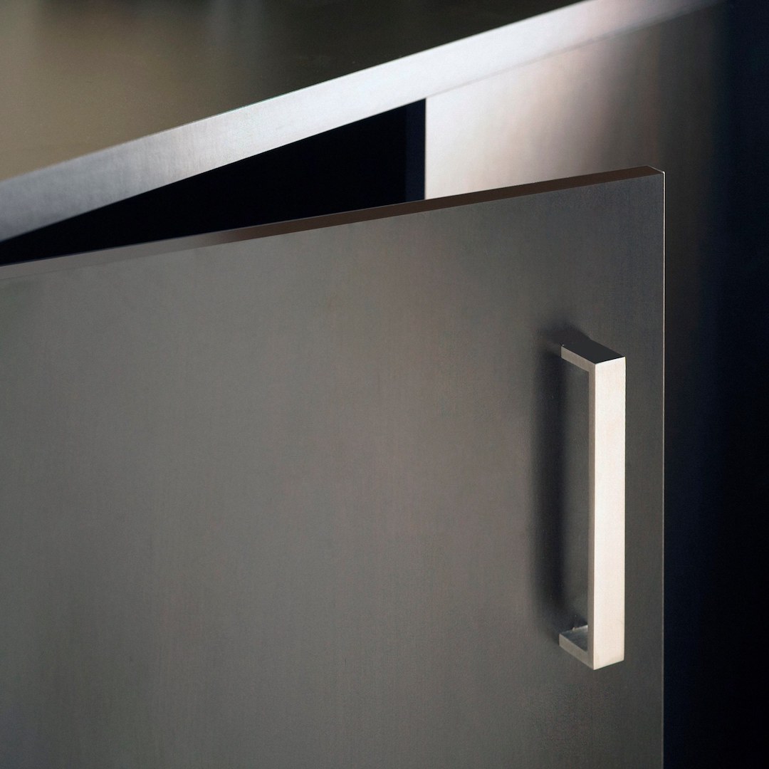 Linnea silver cabinet handle